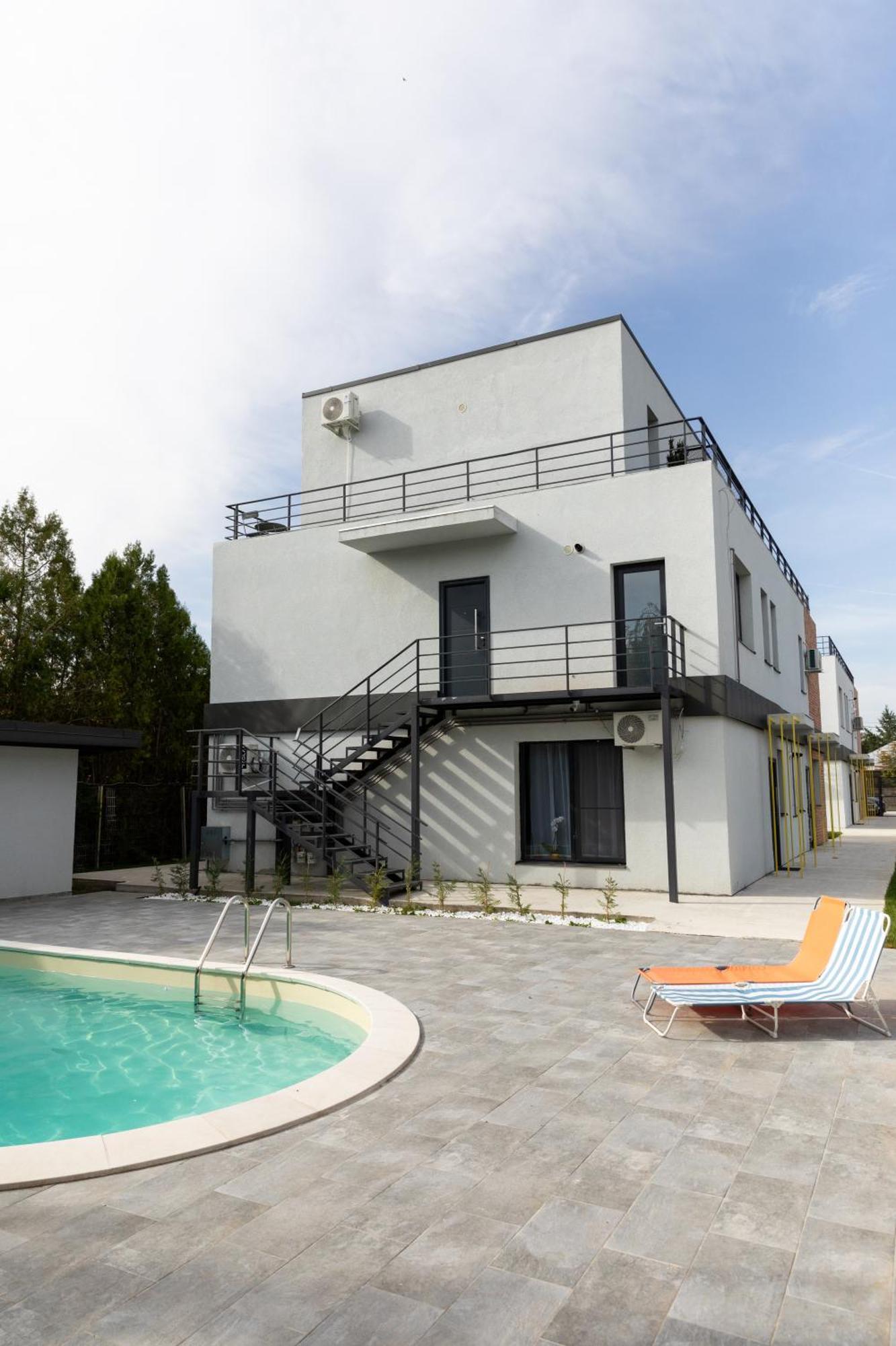 אוטופן Studio 8 I One Bedroom Apartment I Airport I Therme מראה חיצוני תמונה